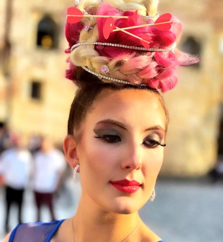 Noir acconciatura elegance